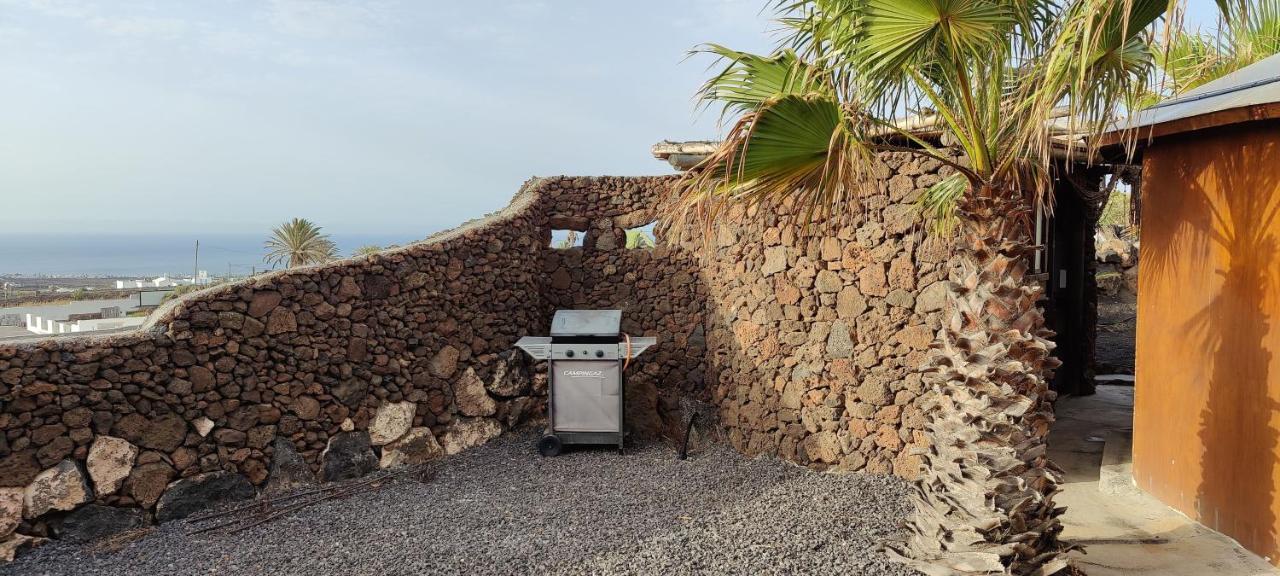 Gemuetliche Holzjurte La Asomada Lanzarote Apartment ติอาส ภายนอก รูปภาพ