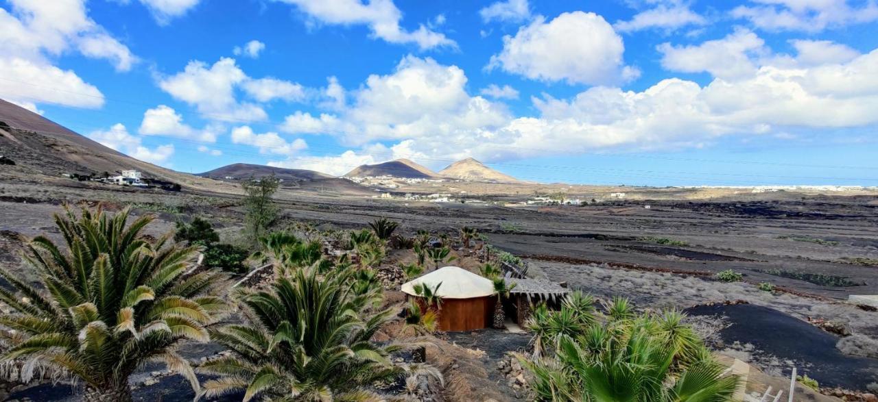 Gemuetliche Holzjurte La Asomada Lanzarote Apartment ติอาส ภายนอก รูปภาพ